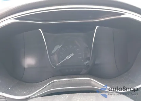 2016 Ford Fusion Hybrid Titanium z USA, uszkodzony, nr VIN 3FA6P0RUXGR132565